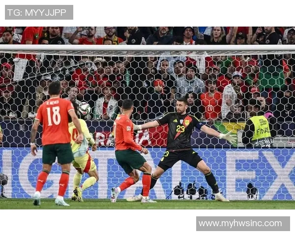 意大利U18青年队与斯洛文尼亚U18展开激烈对决，争夺欧洲足球新星荣耀